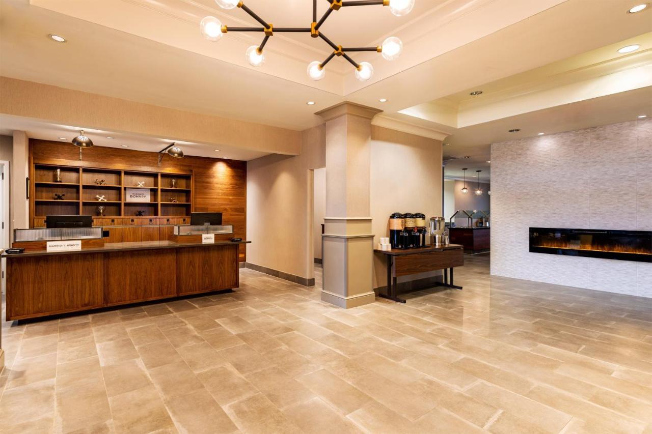 Radisson Hotel Fairview Heights - St Louis Exterior photo